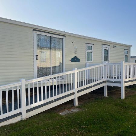 St Osyth Caravan Jaywick Sands Exterior foto