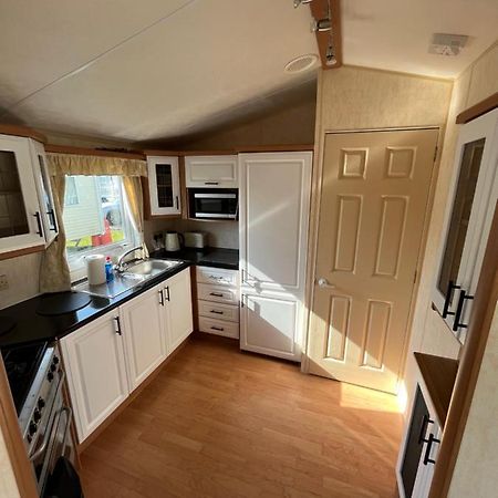 St Osyth Caravan Jaywick Sands Exterior foto